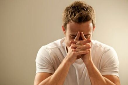 Na pozadí chronické prostatitidy se u muže objevují psychické problémy